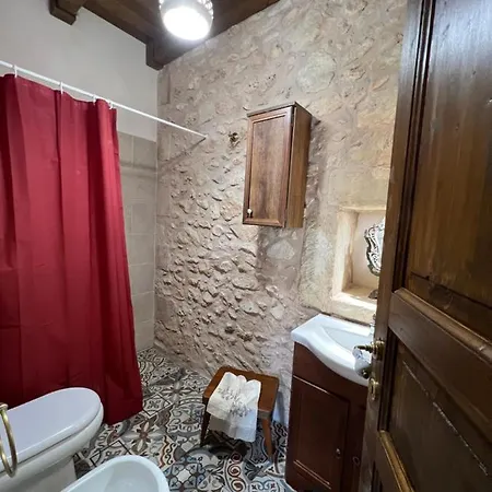 Corte Grika * Martano