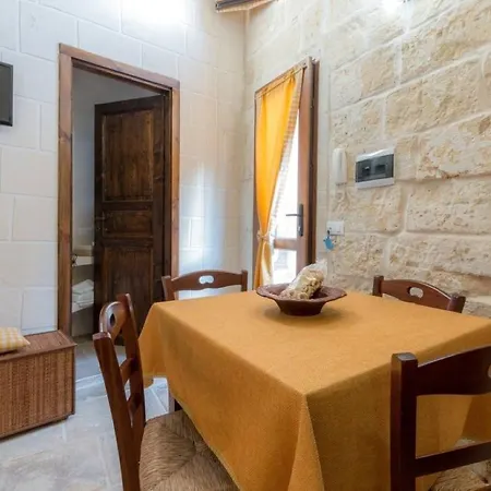 Corte Grika * Martano