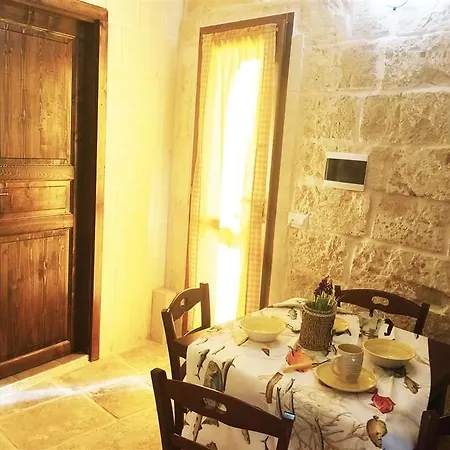 Corte Grika * Martano